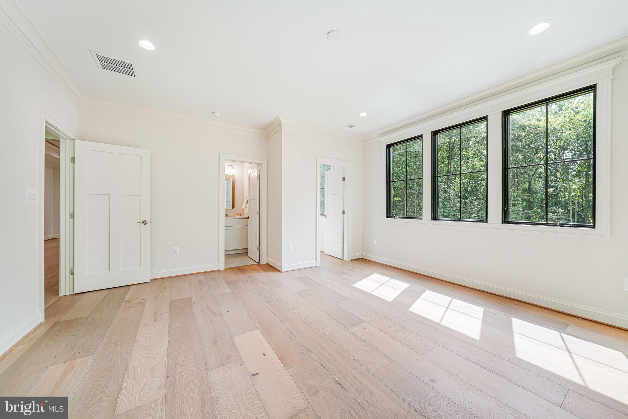 LITTLE VIENNA ESTATES - Residential