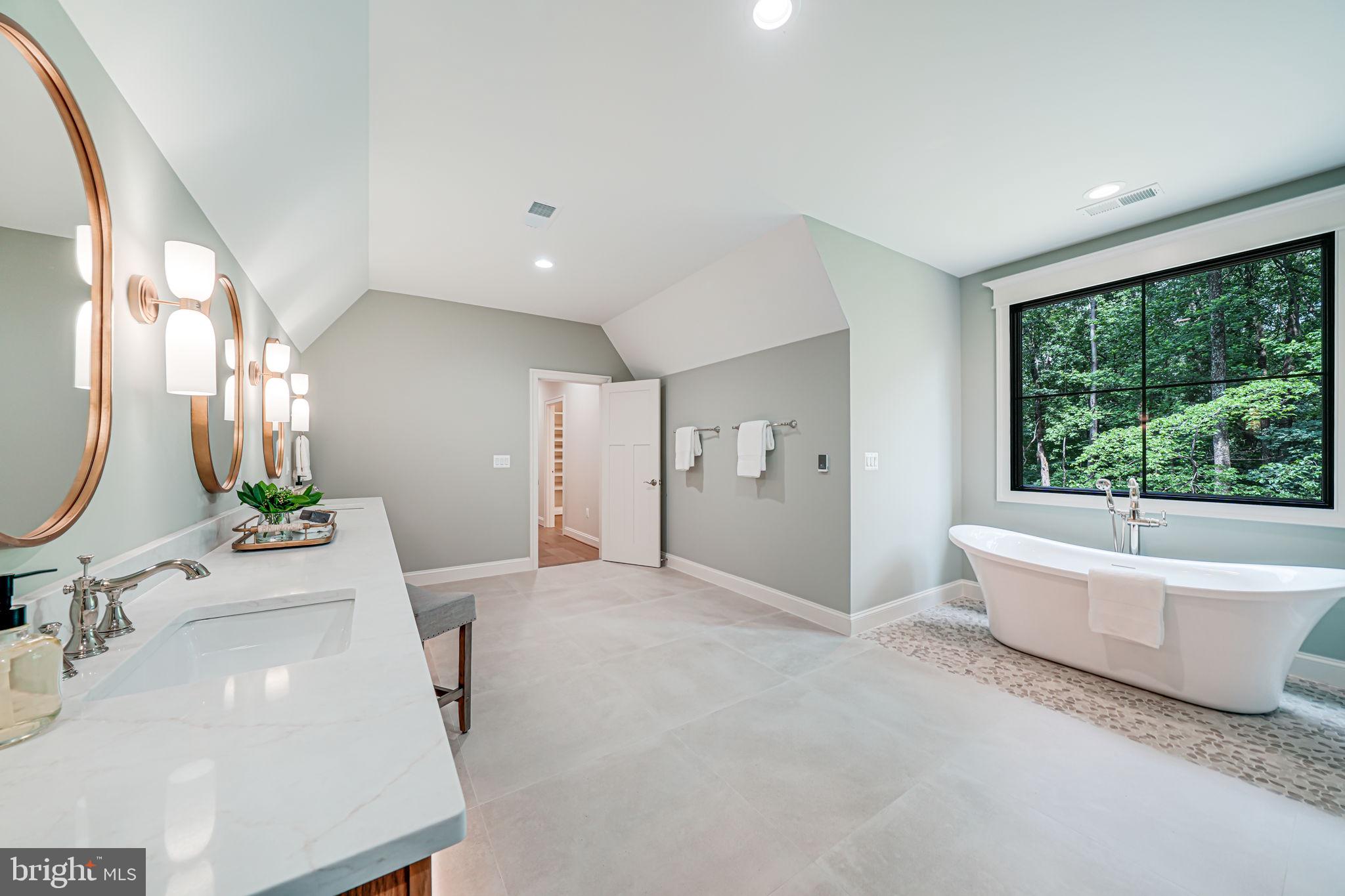 LITTLE VIENNA ESTATES - Residential