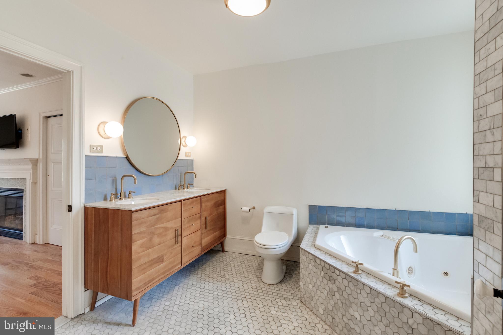 GRADUATE HOSPITAL - Residential