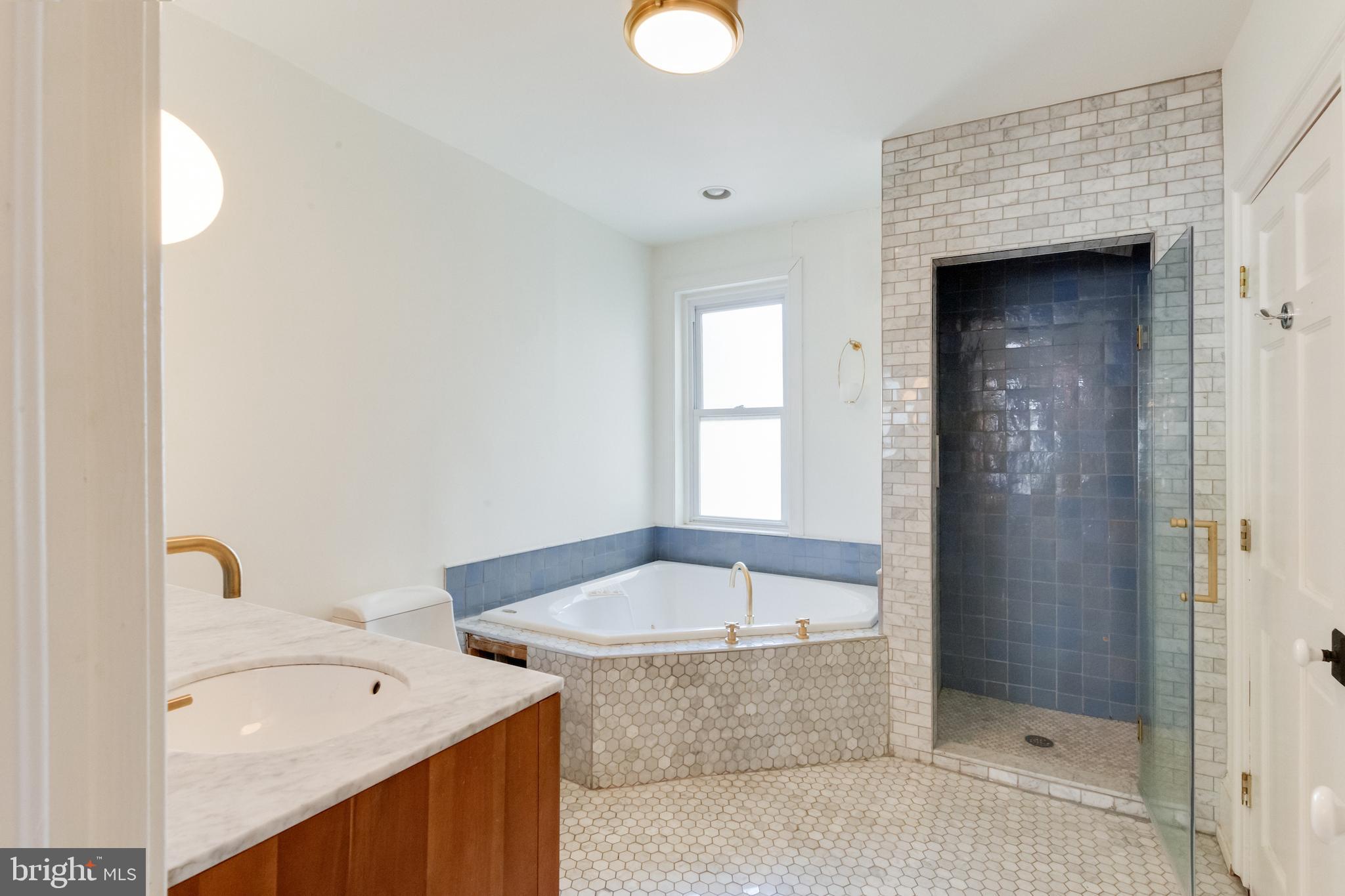 GRADUATE HOSPITAL - Residential