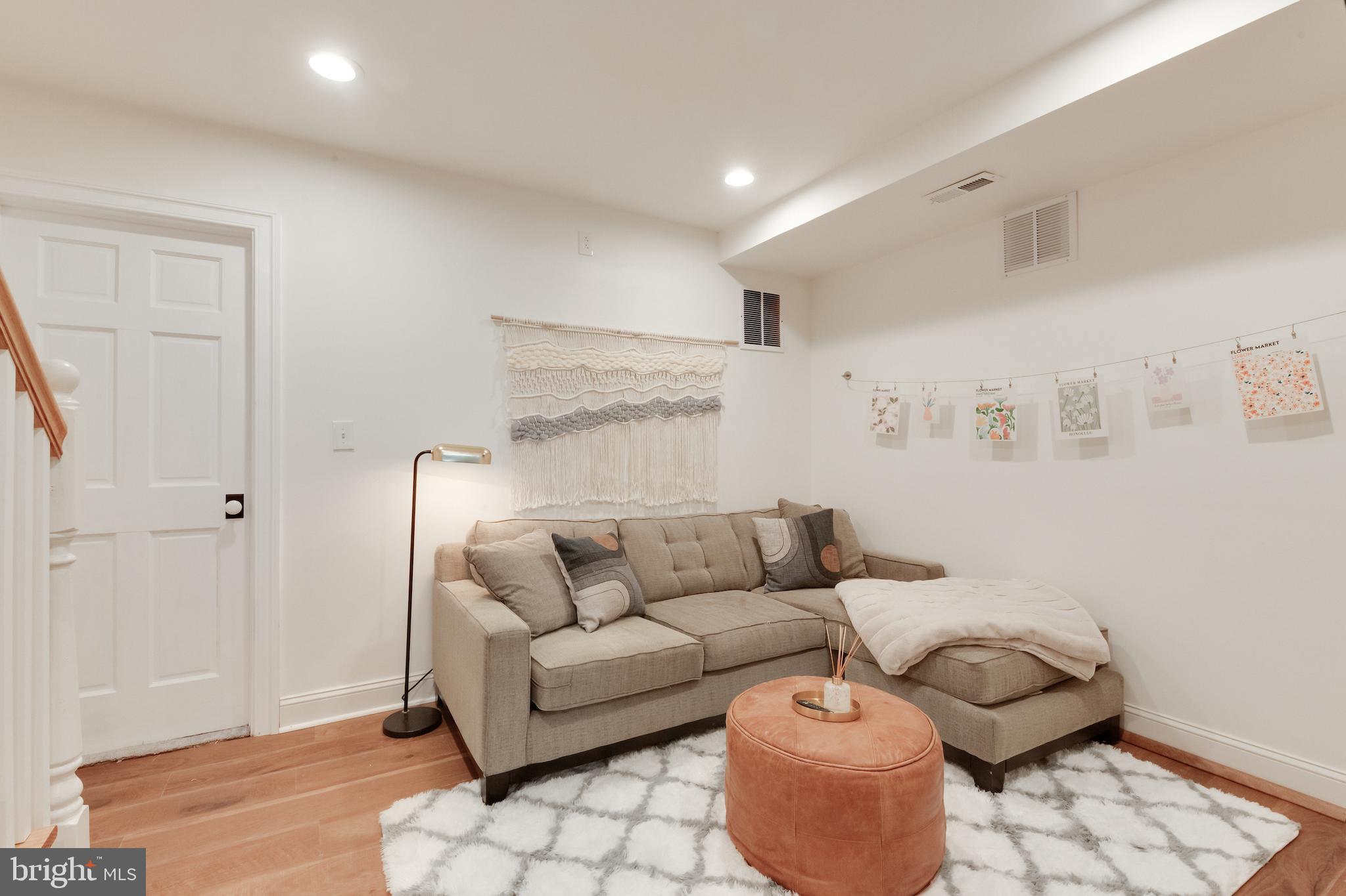 GRADUATE HOSPITAL - Residential