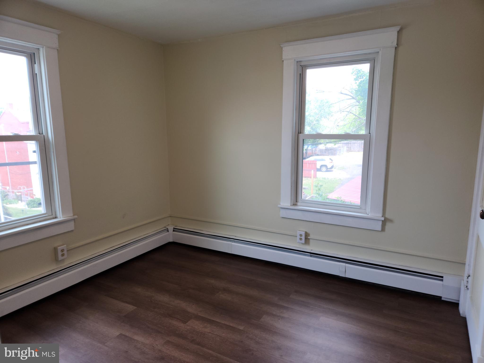 SOUTH END - Residential