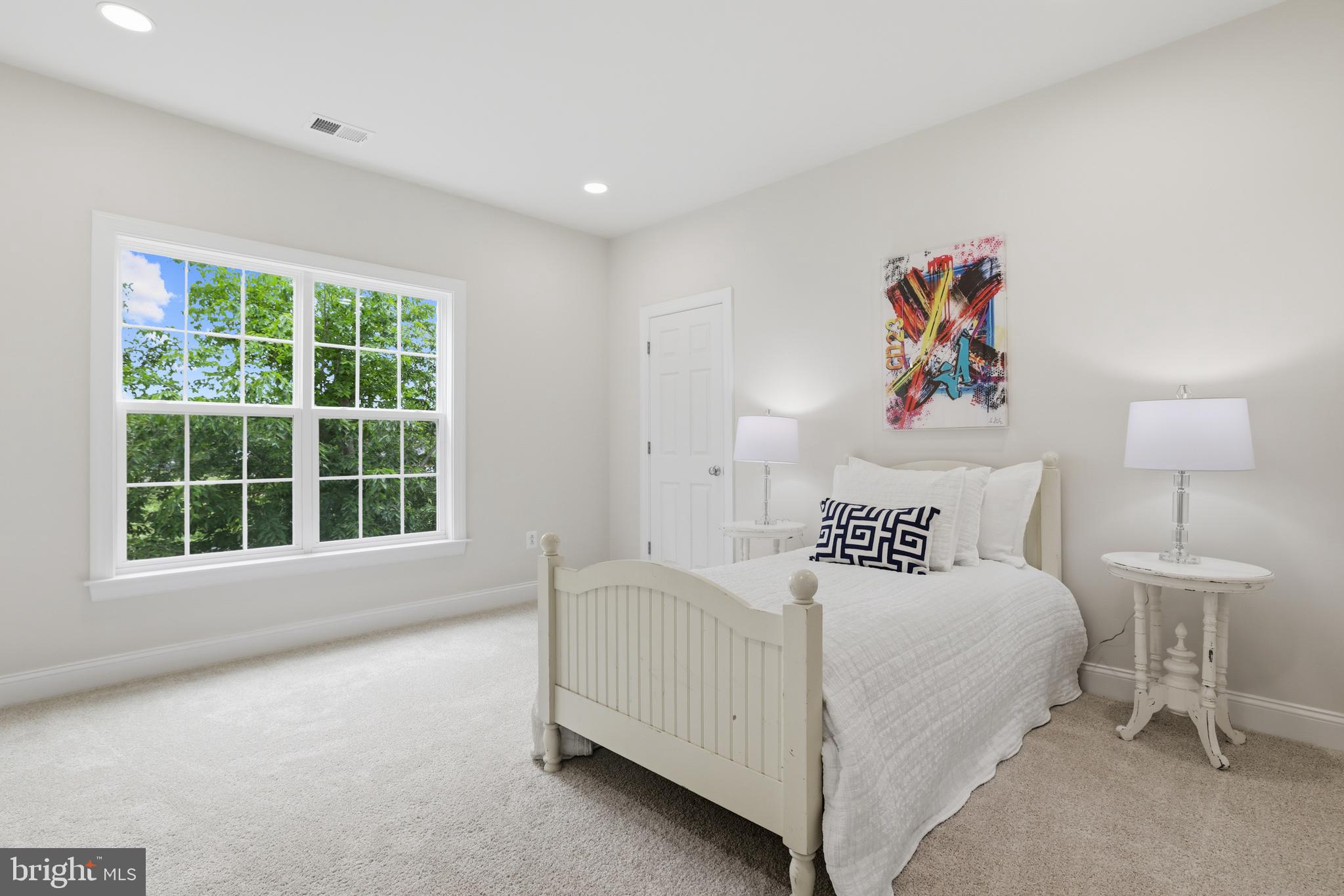 ASHDALE-BIRCHDALE - Residential