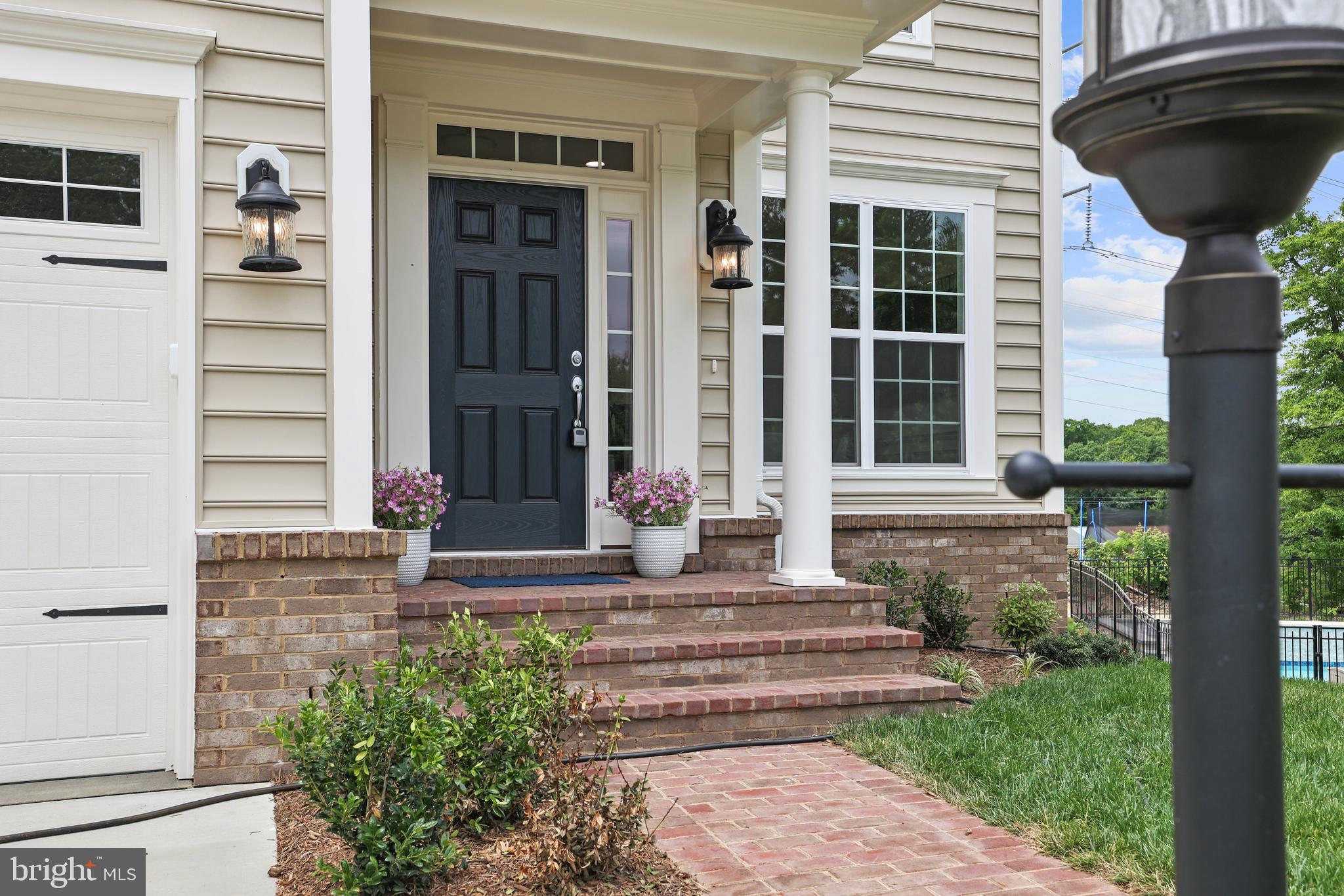 ASHDALE-BIRCHDALE - Residential
