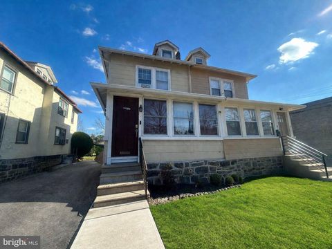 Townhouse For Sale - 84 E Essex Avenue<br/> Delaware County, LANSDOWNE, PA 19050