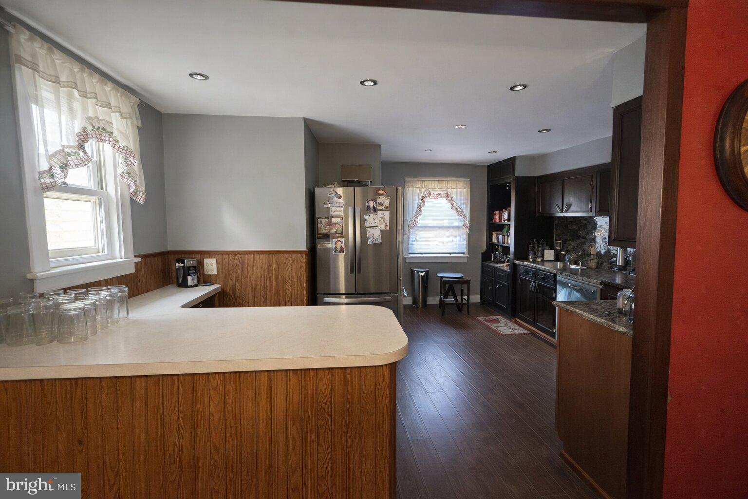 LANDSDOWNE STATION - Residential