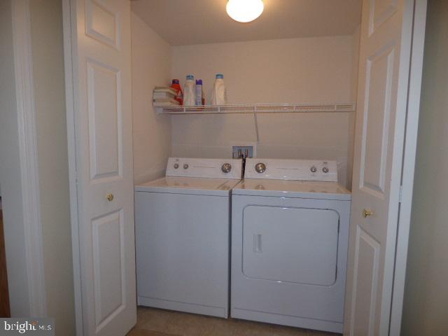 ORCHARD HILLS - Residential