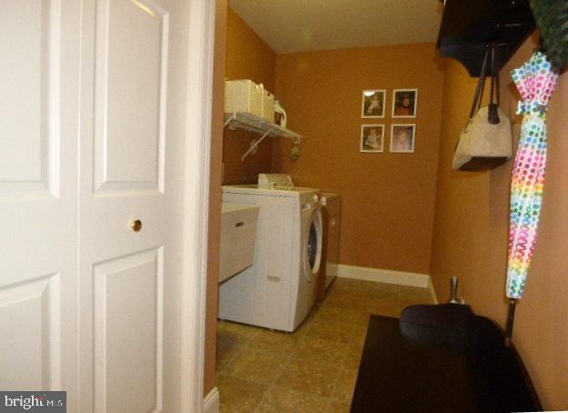 ORCHARD HILLS - Residential