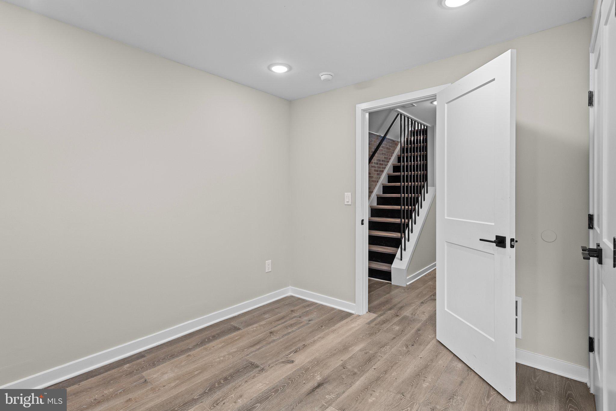 WEST KENSINGTON - Residential Lease