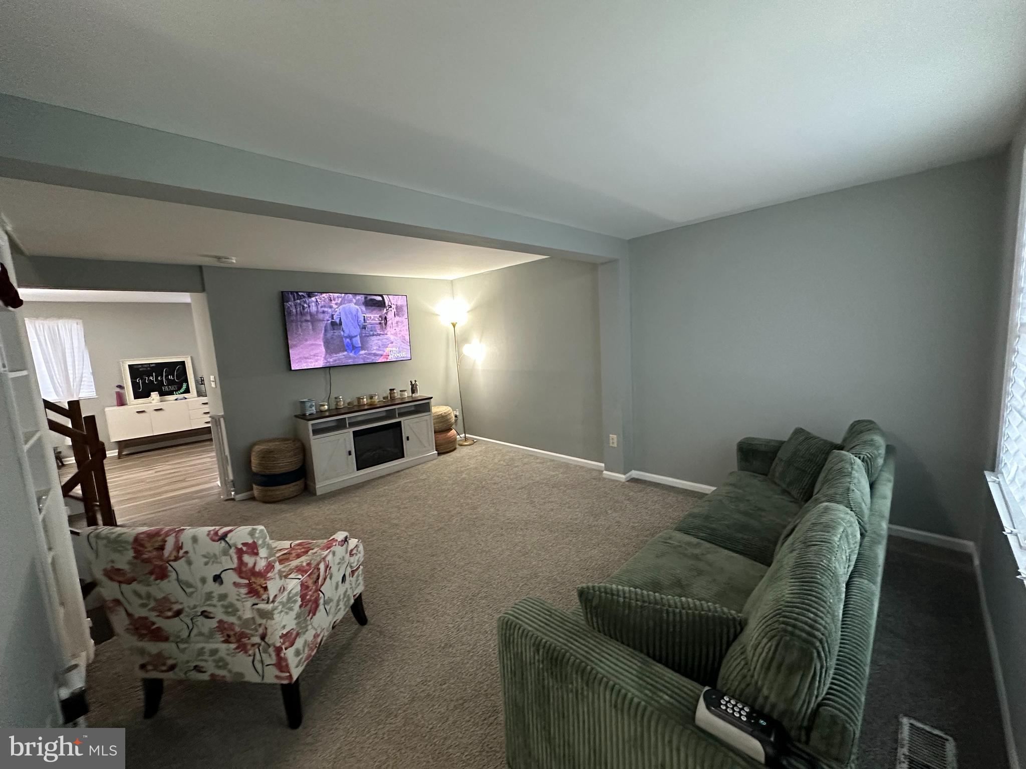 CHARLES COURT - Residential