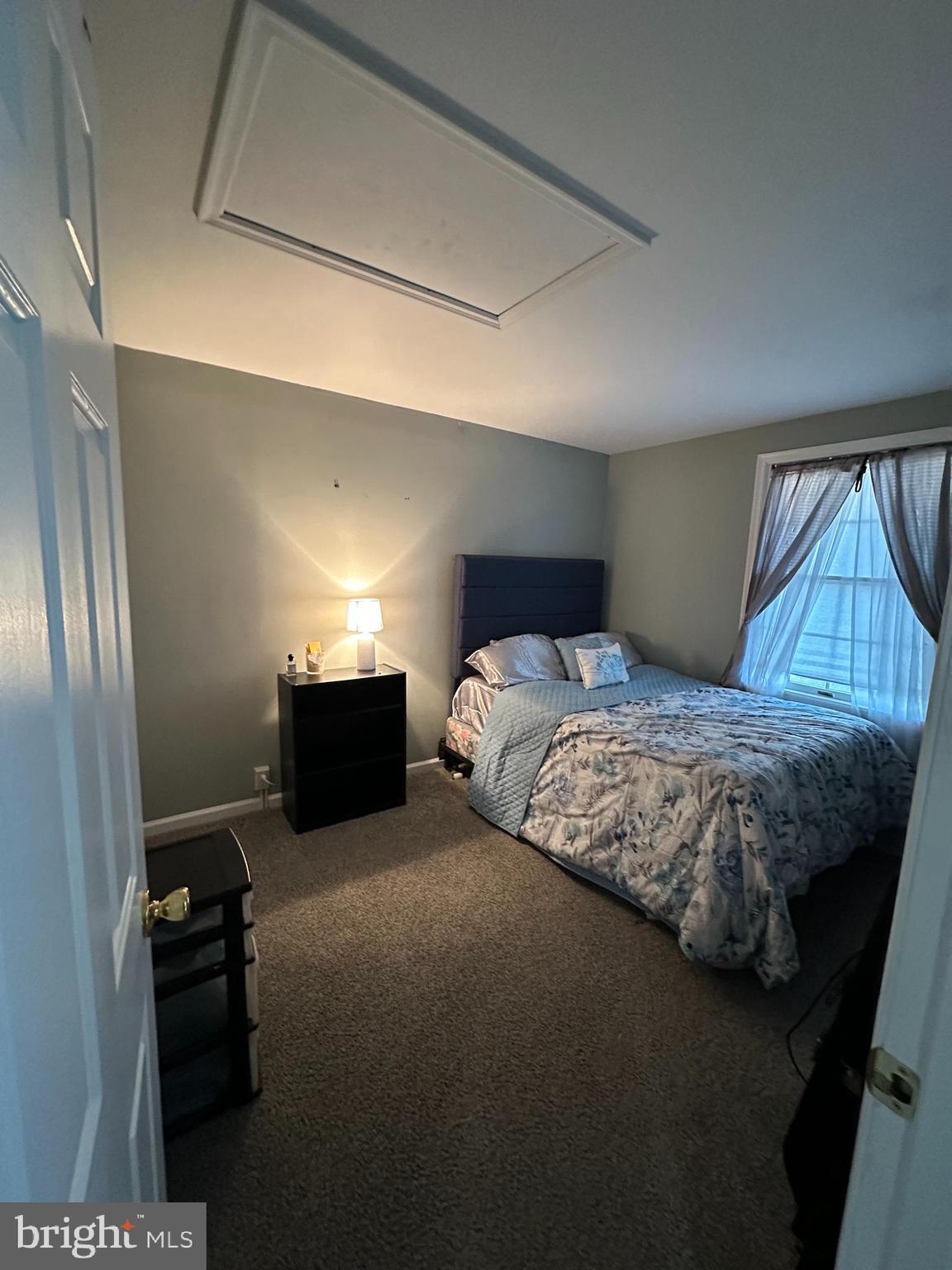 CHARLES COURT - Residential