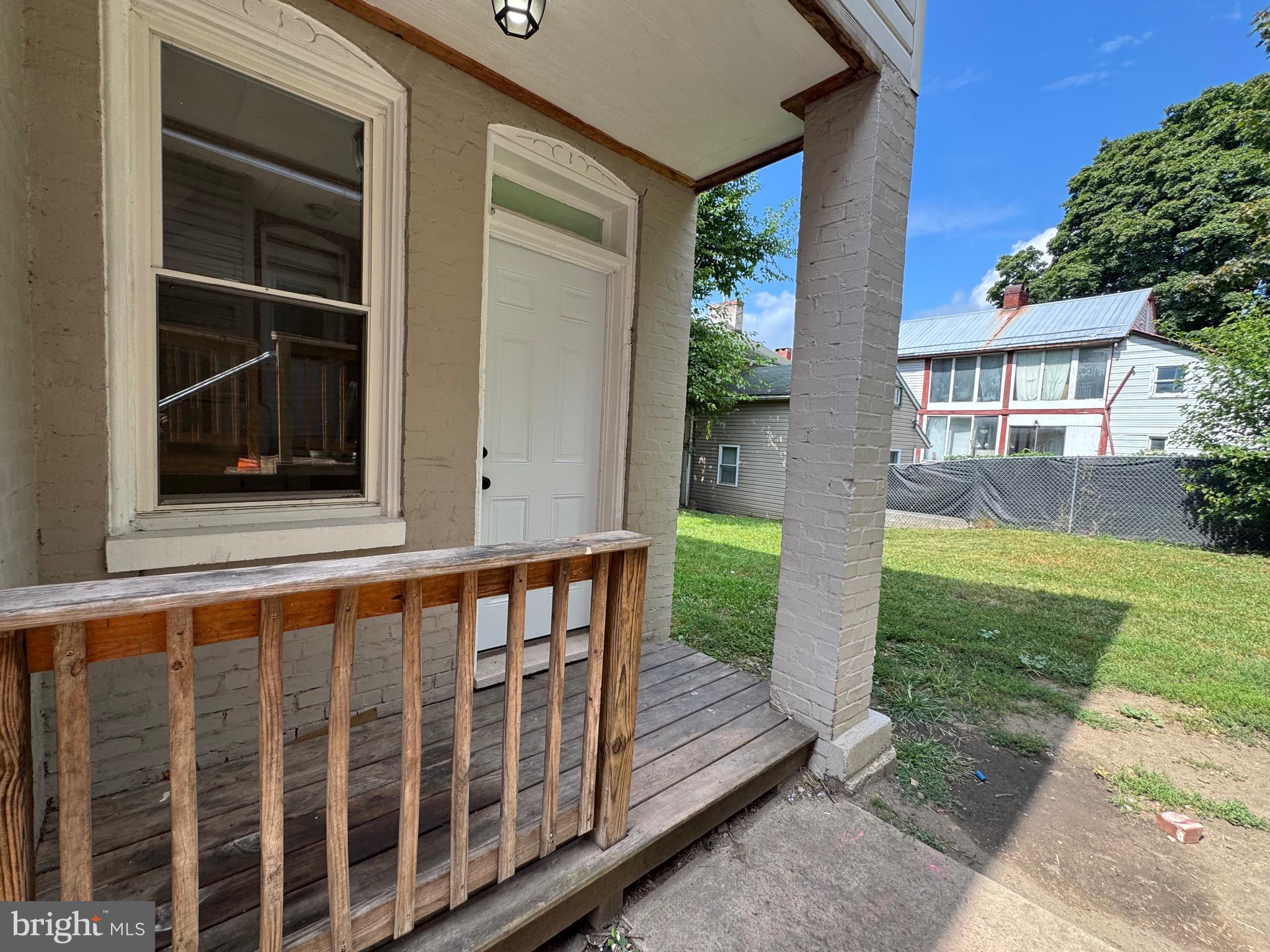 206 PEAR STREET