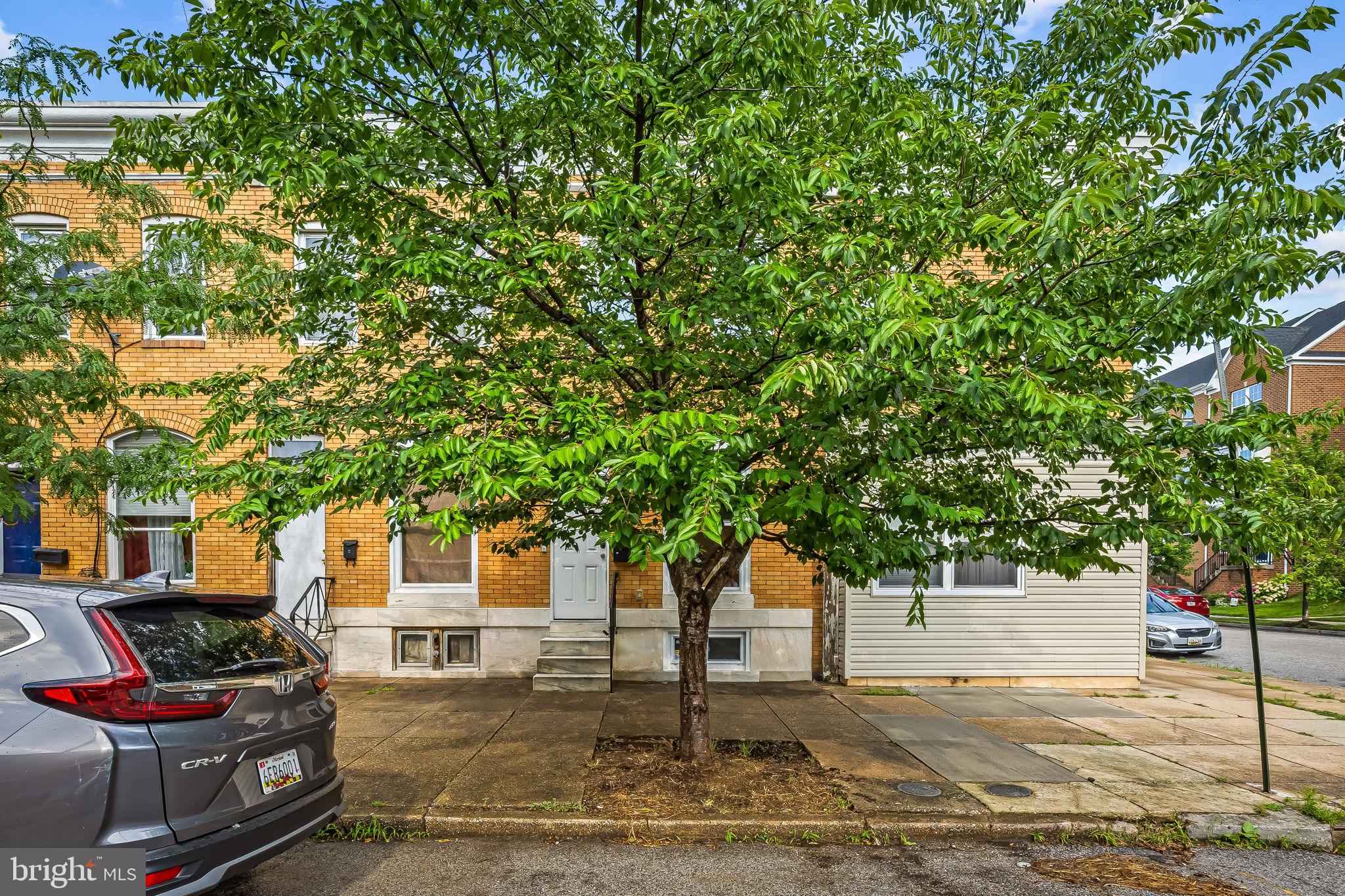 GREEKTOWN - Residential