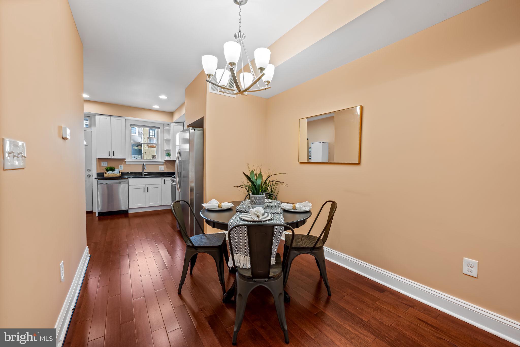 GREEKTOWN - Residential