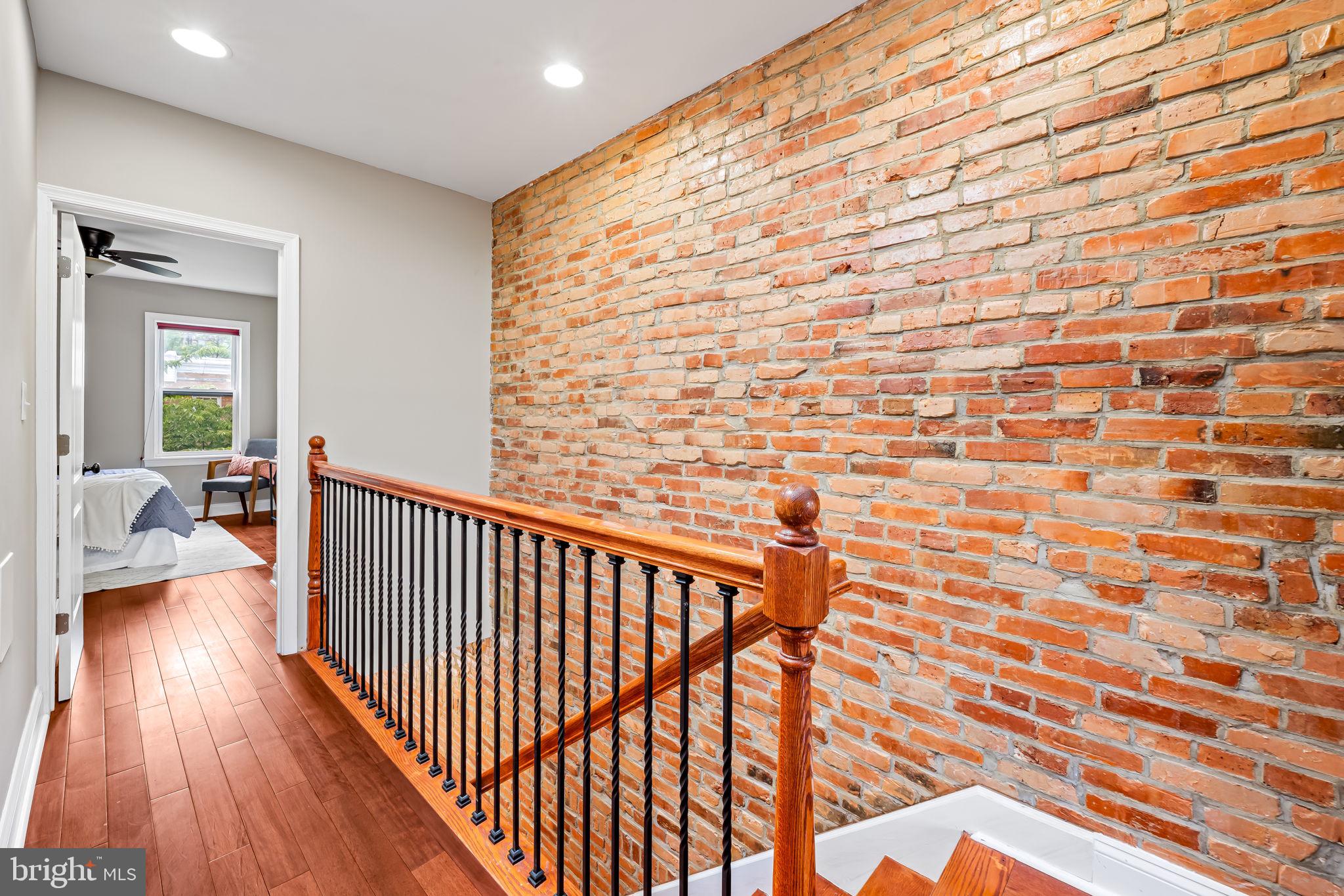 GREEKTOWN - Residential