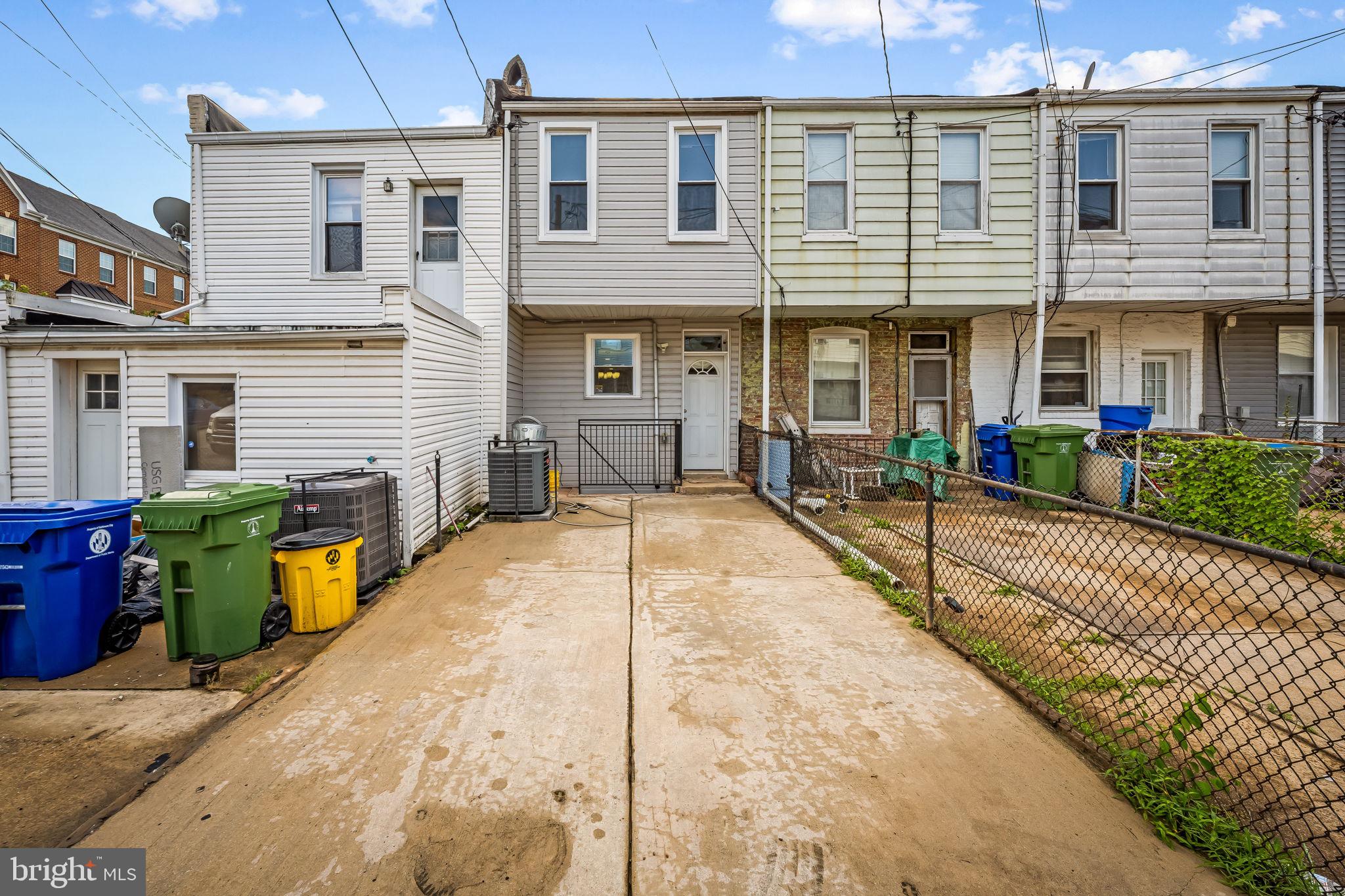 GREEKTOWN - Residential