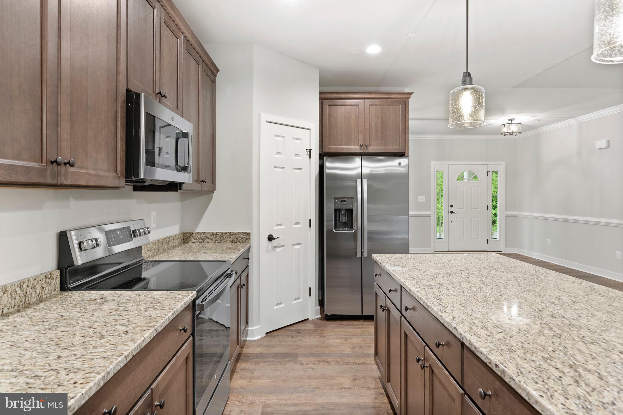 MOSS CREEK - Residential