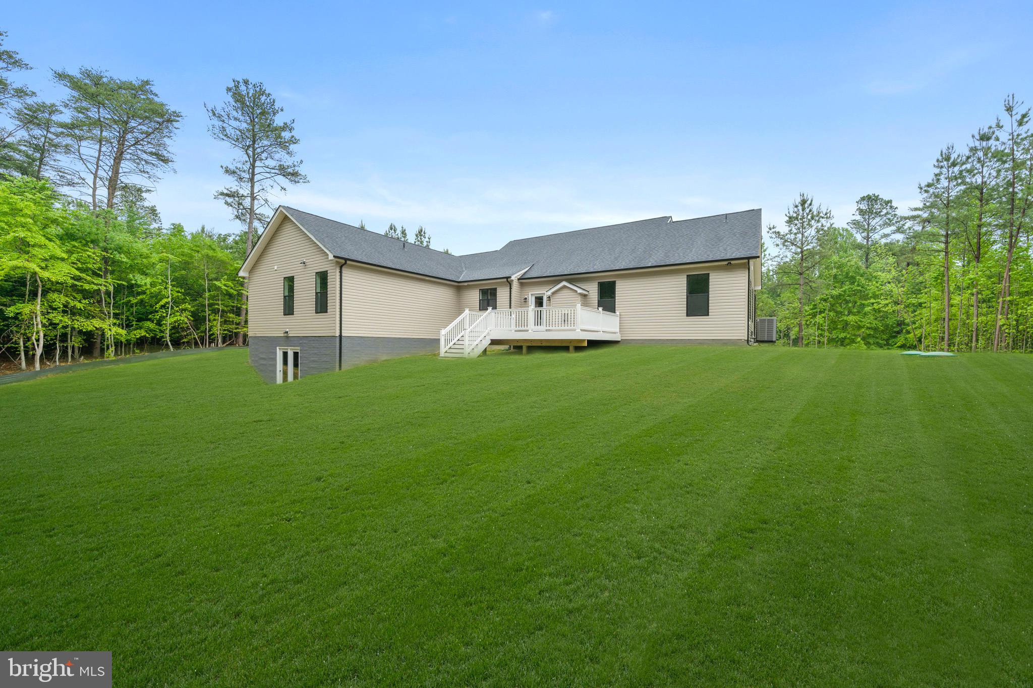 MOSS CREEK - Residential