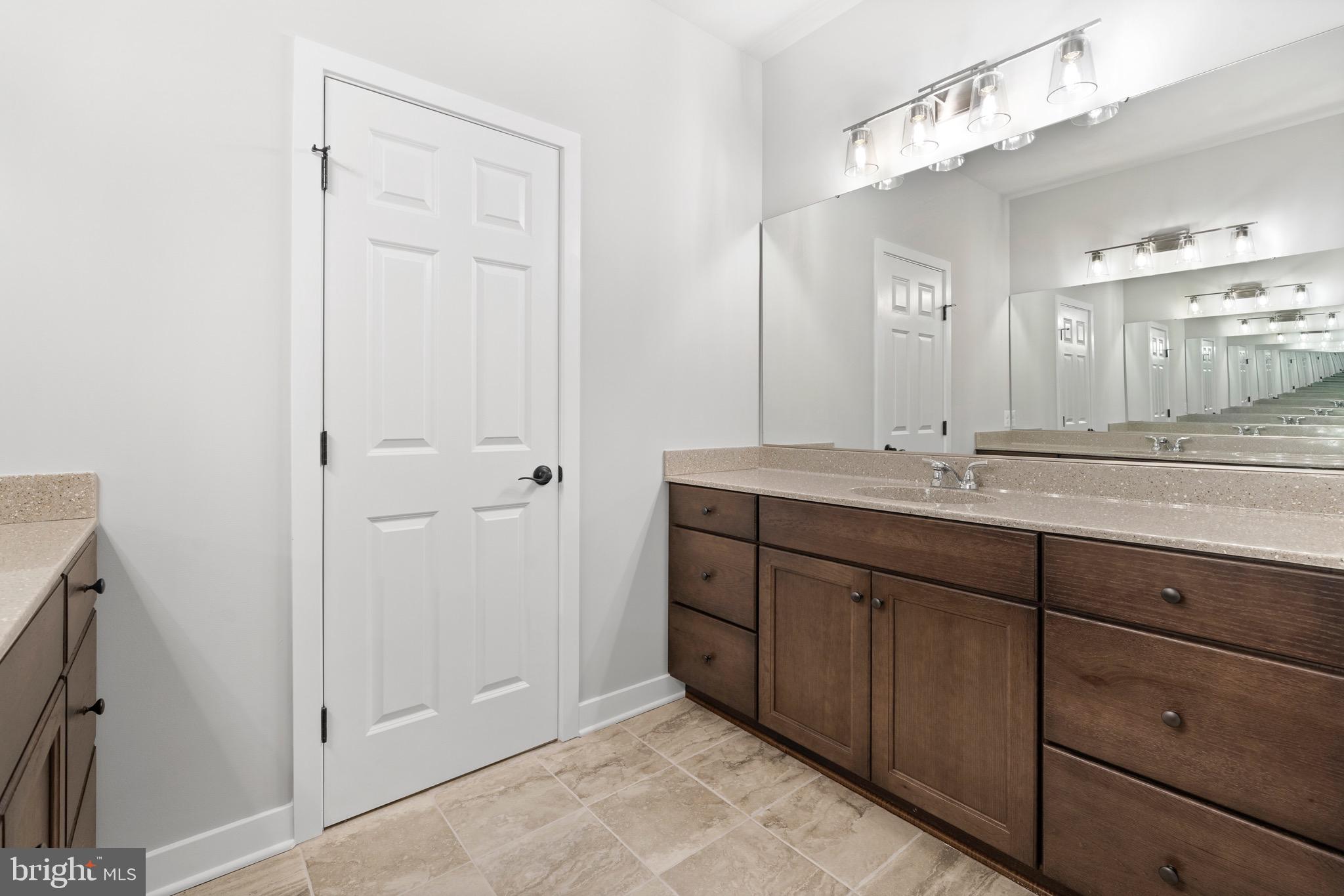 MOSS CREEK - Residential