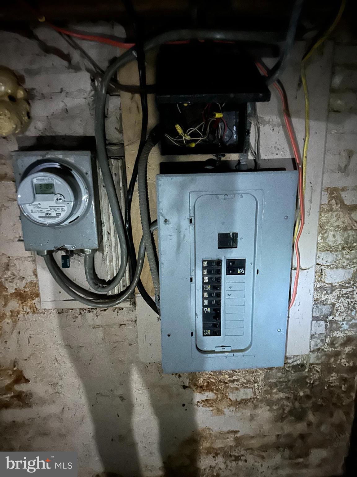 JOHNSTON SQUARE - Residential