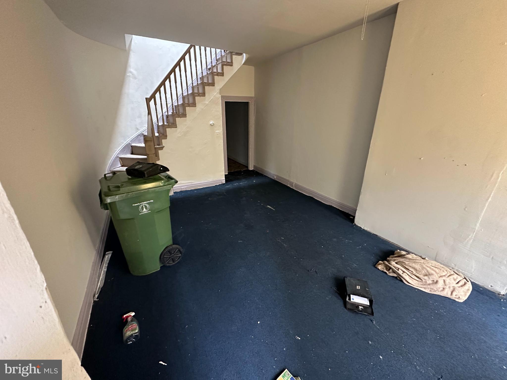 JOHNSTON SQUARE - Residential