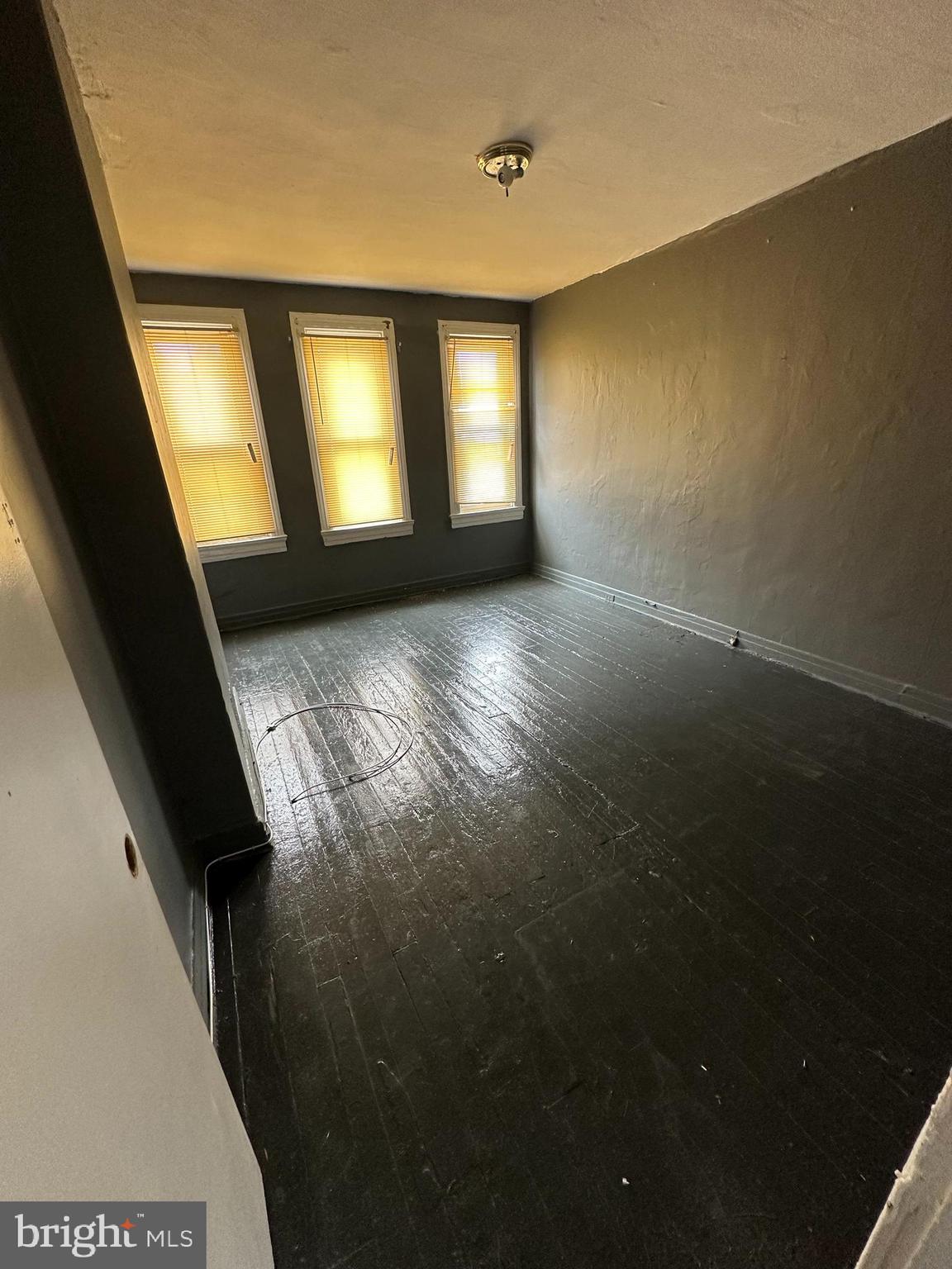 JOHNSTON SQUARE - Residential