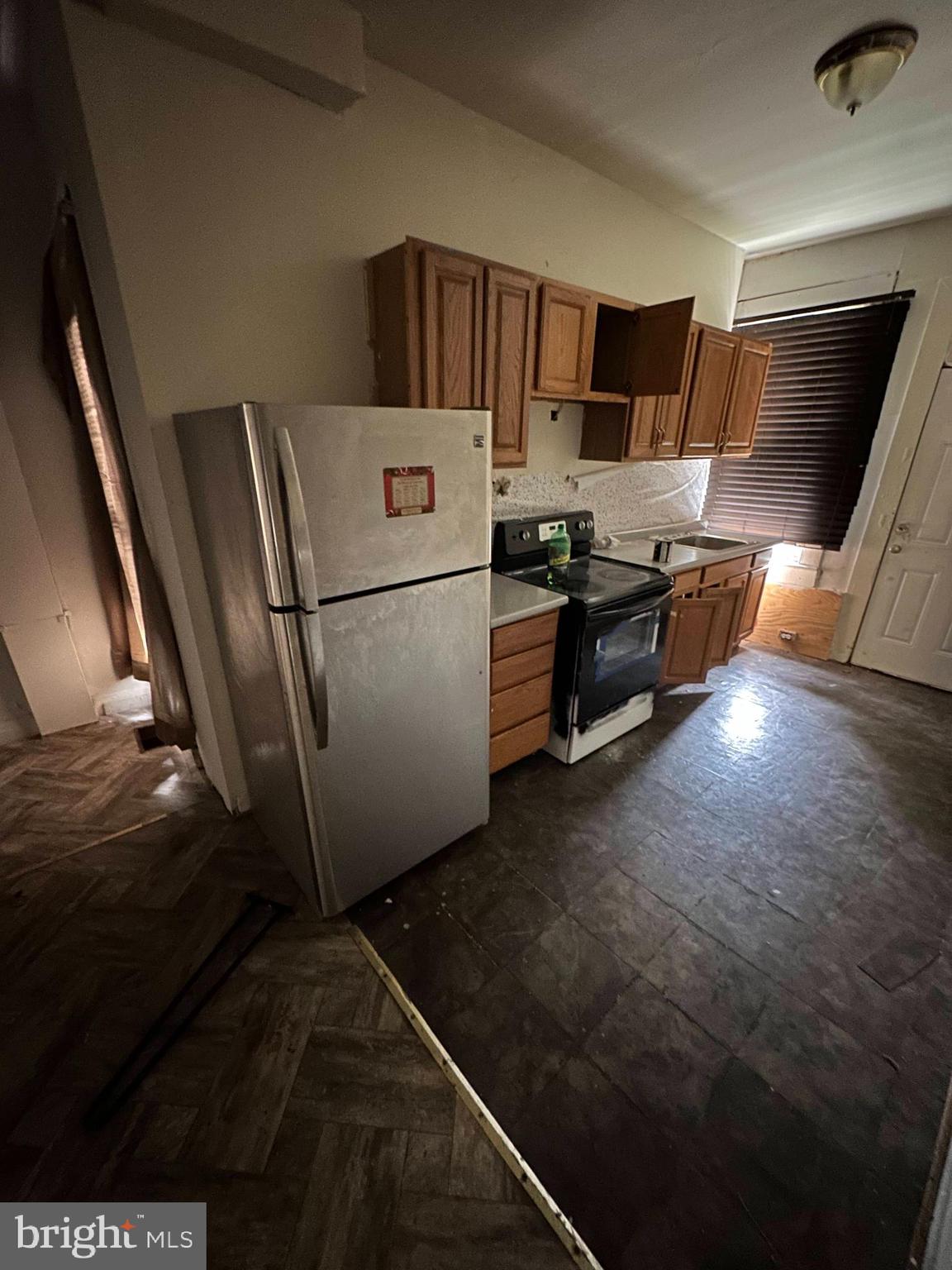 JOHNSTON SQUARE - Residential