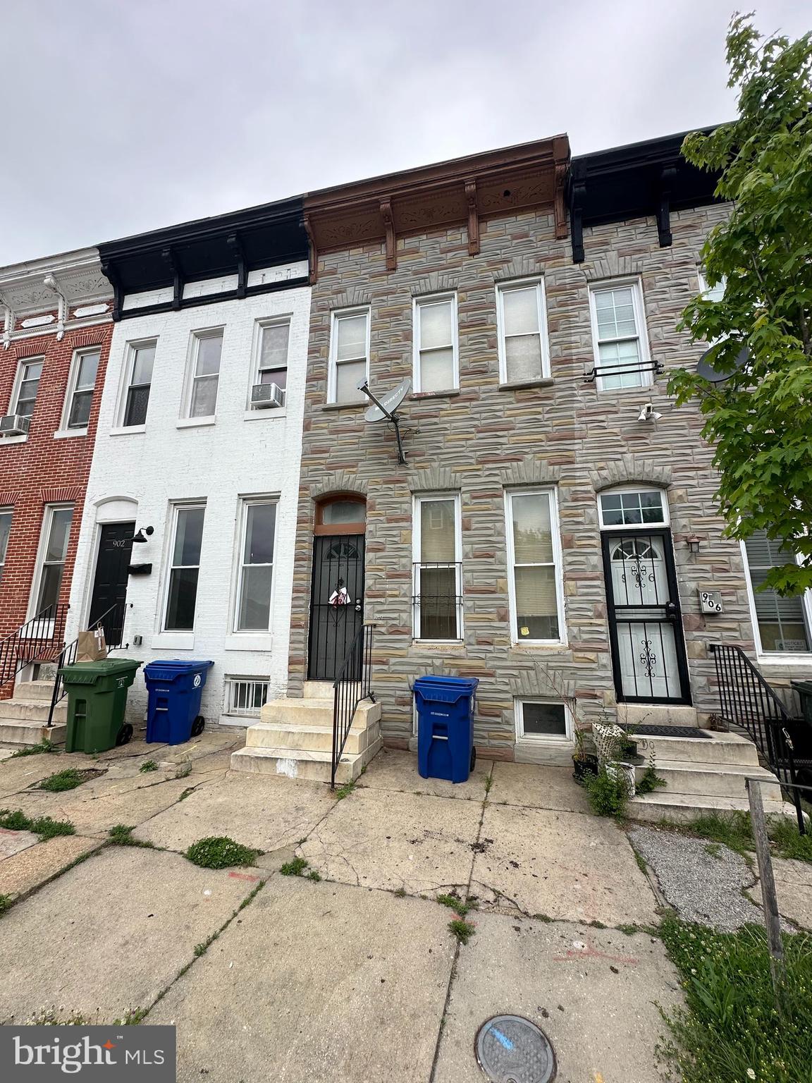 JOHNSTON SQUARE - Residential