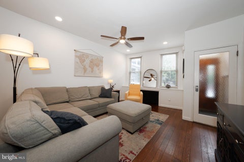 Townhouse For Sale - 1115 S 7th Street<br/> PHILADELPHIA, PA 19147