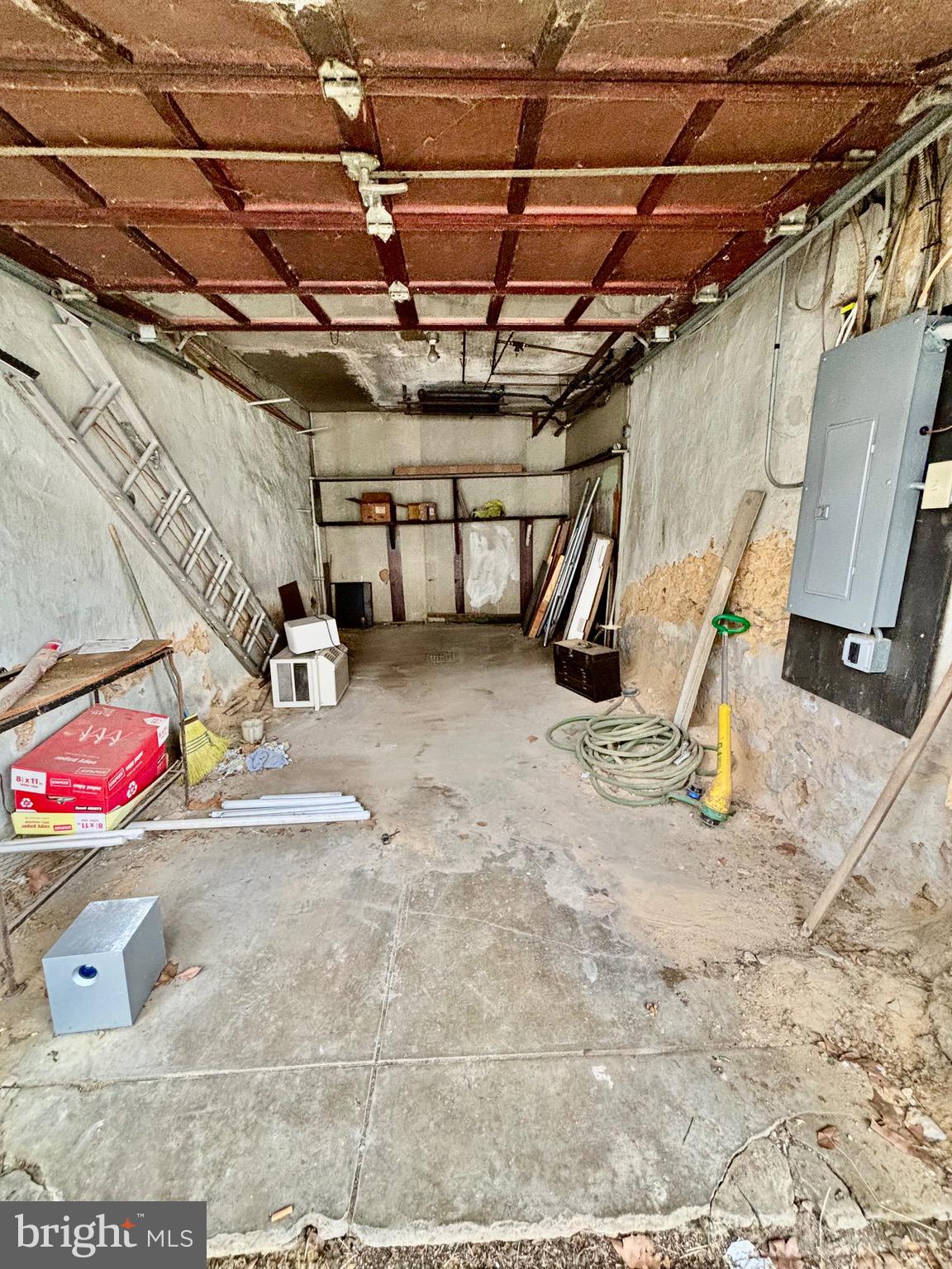 NORTHWOOD - Residential