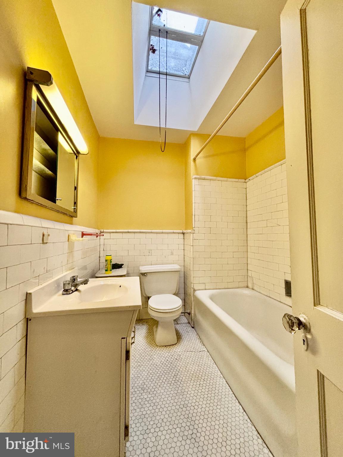 NORTHWOOD - Residential