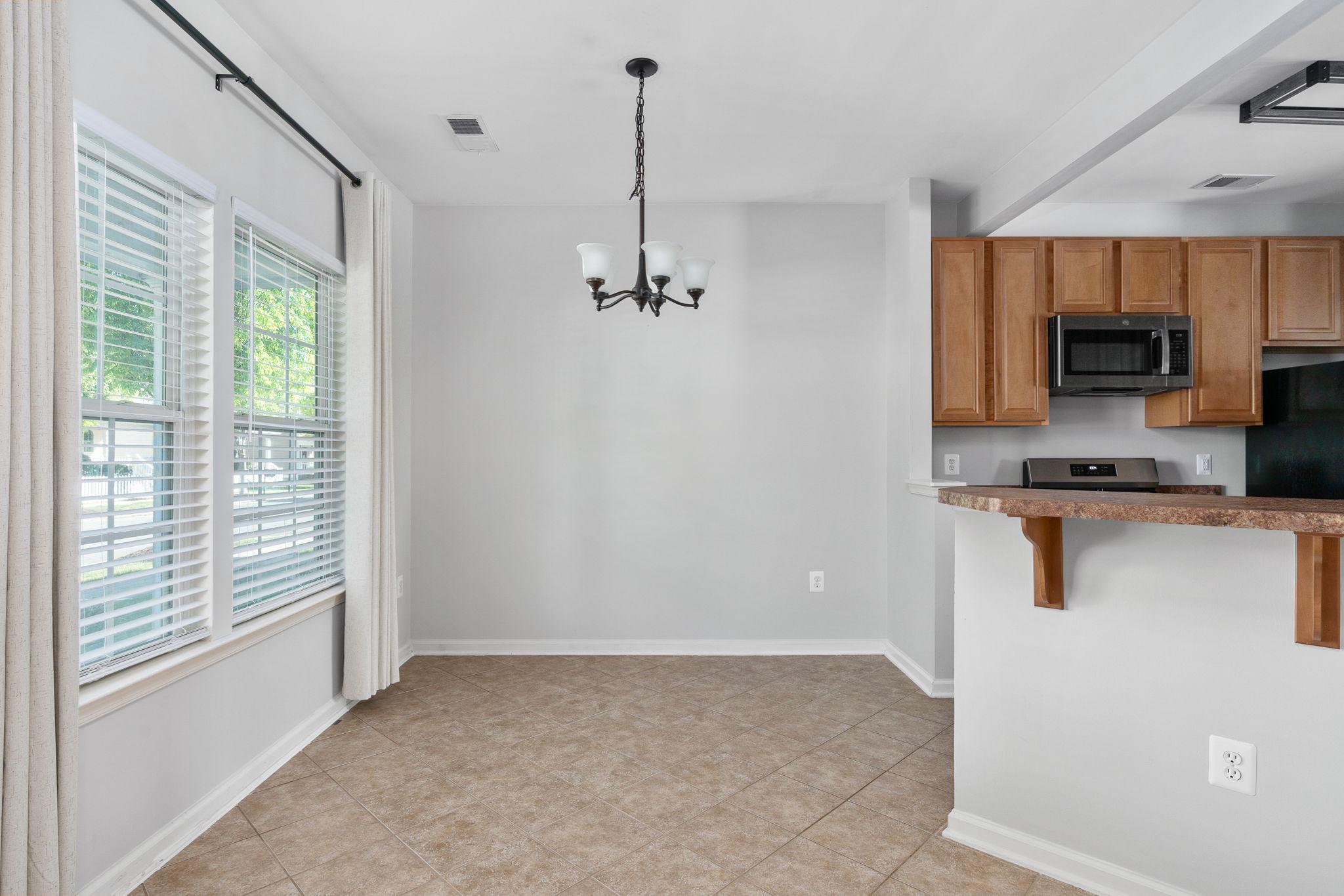 LADYSMITH VILLAGE - Residential