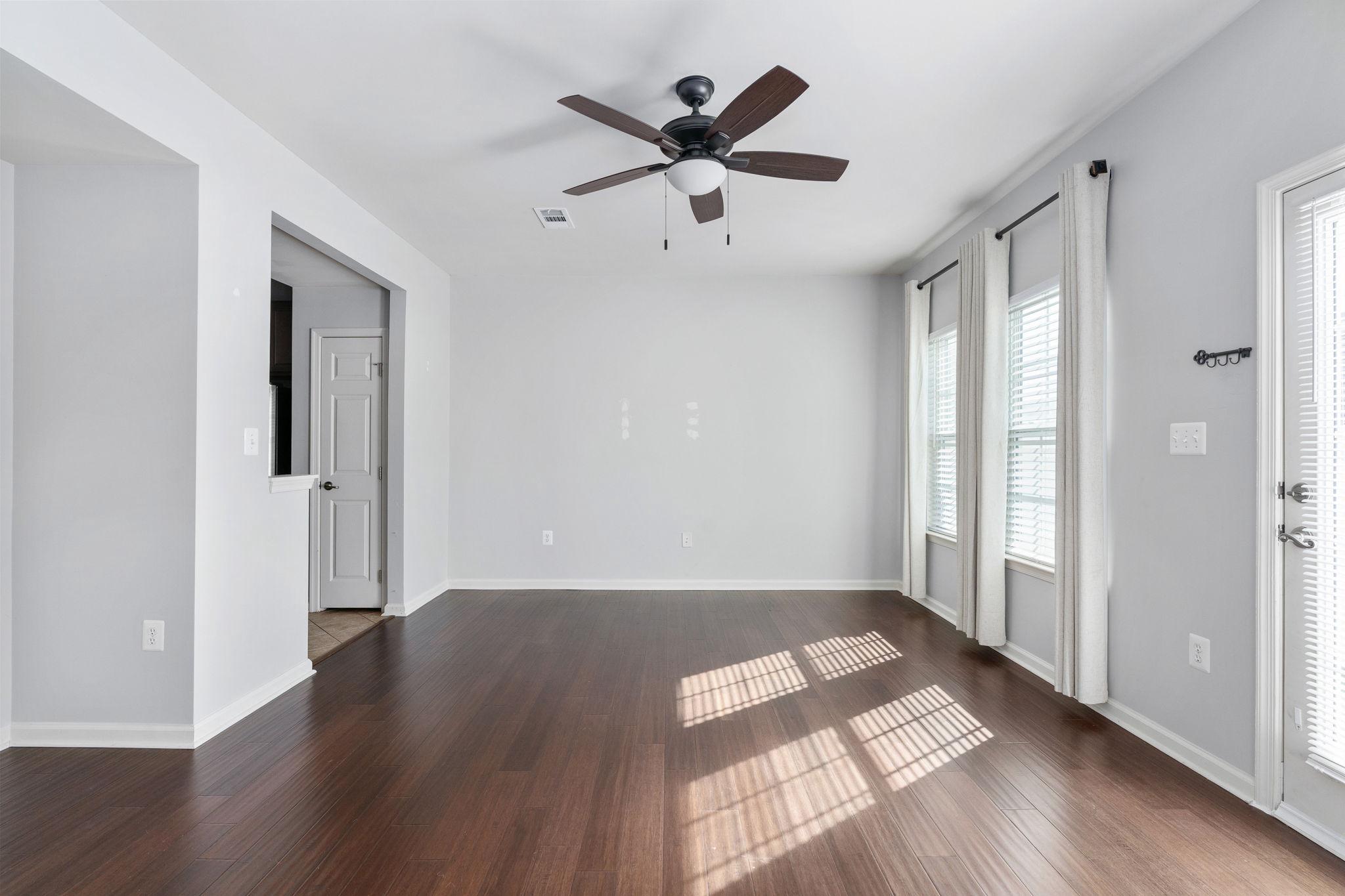 LADYSMITH VILLAGE - Residential