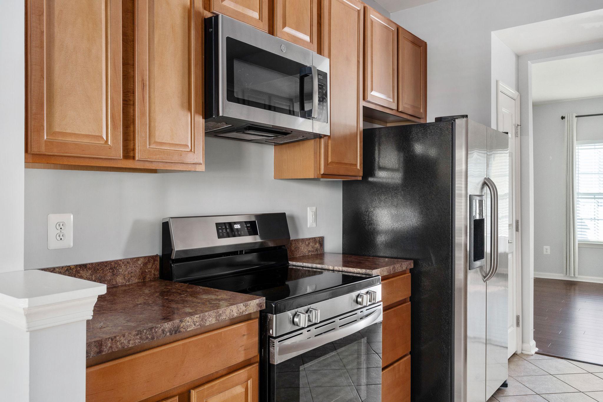 LADYSMITH VILLAGE - Residential