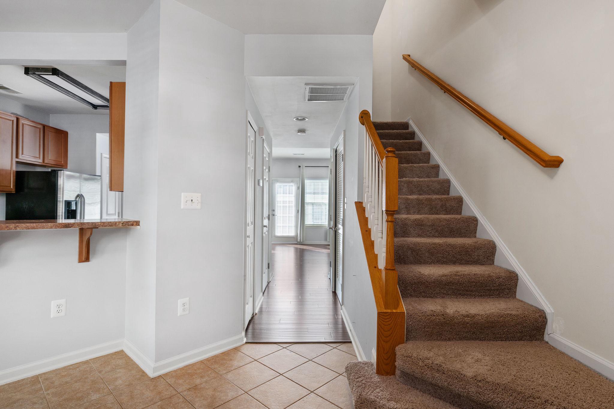 LADYSMITH VILLAGE - Residential