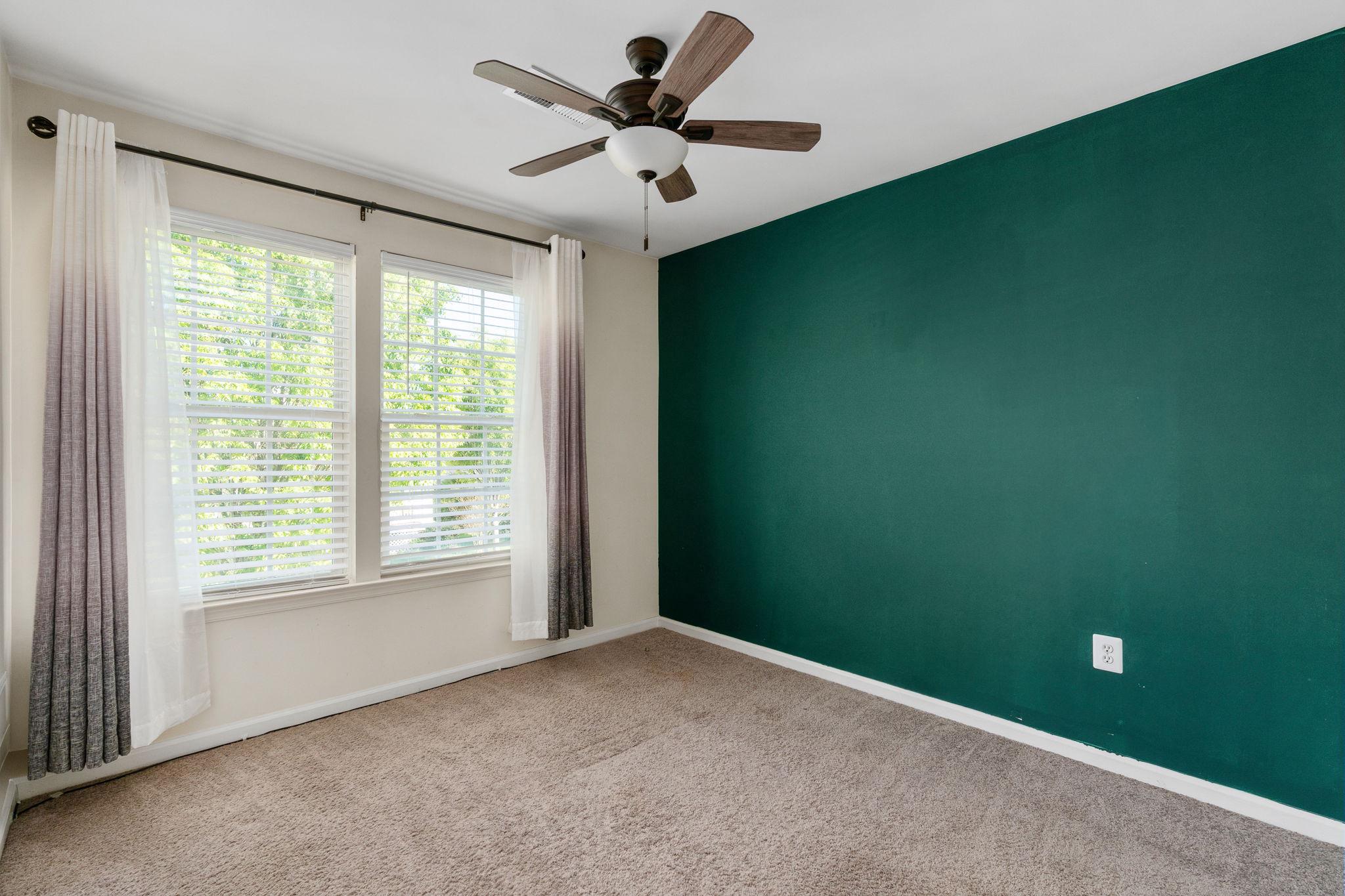 LADYSMITH VILLAGE - Residential