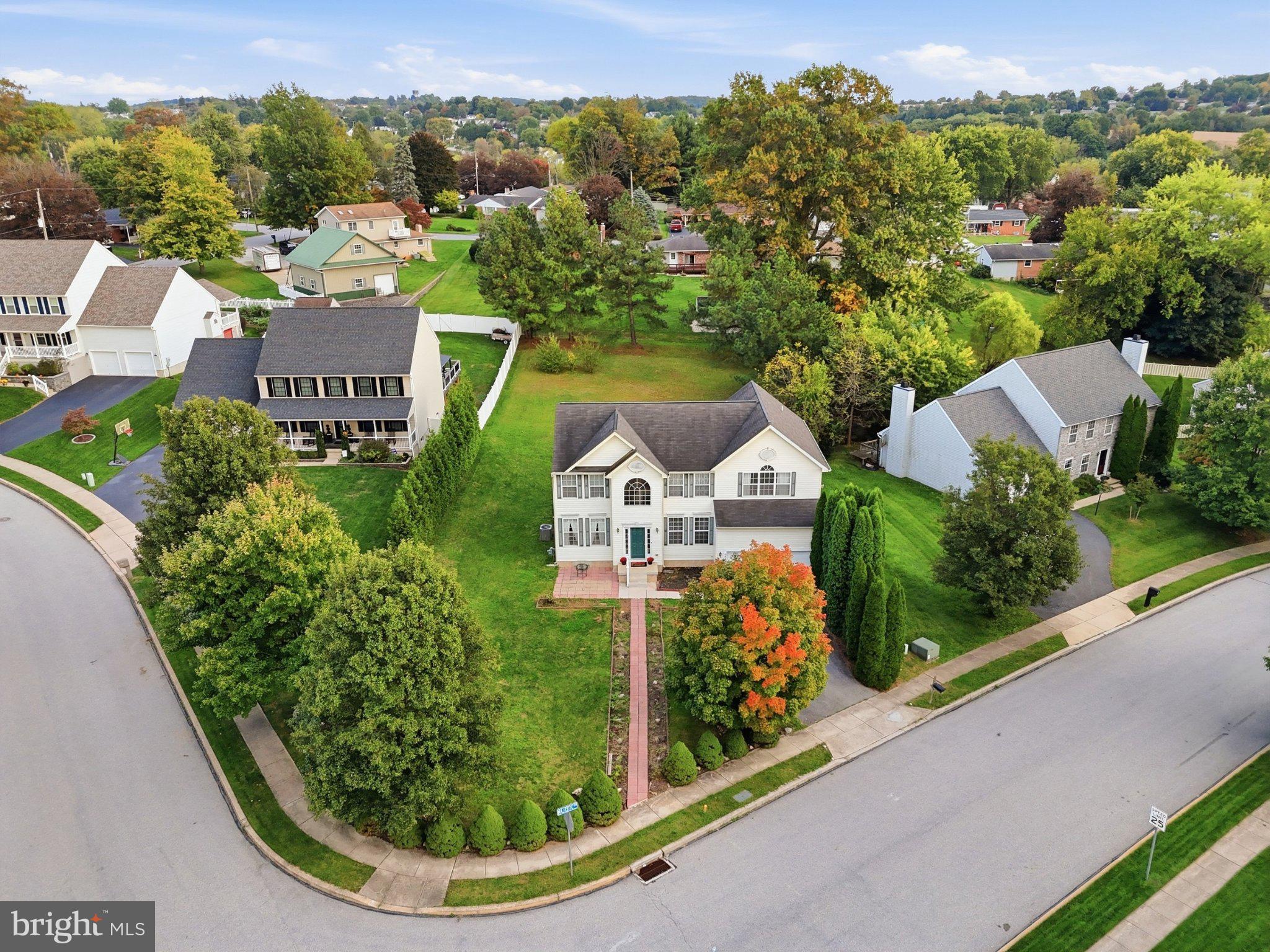 309 MAJESTIC CIRCLE