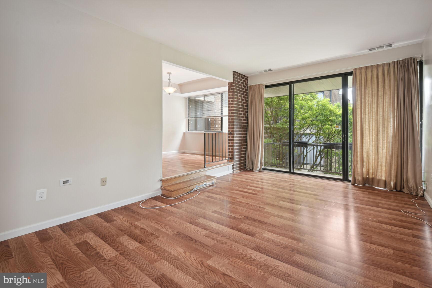 AMERICANA FINMARK - Residential Lease