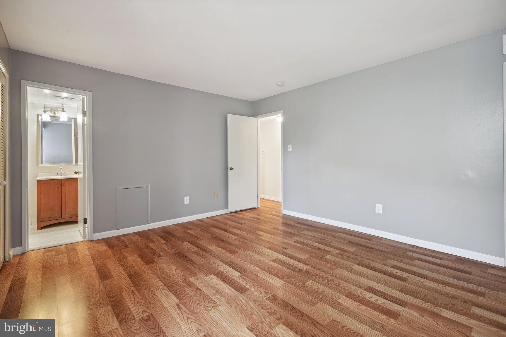 AMERICANA FINMARK - Residential Lease