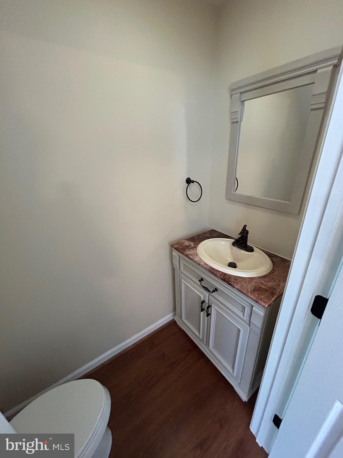 FEDERAL TOWERS - Residential Lease