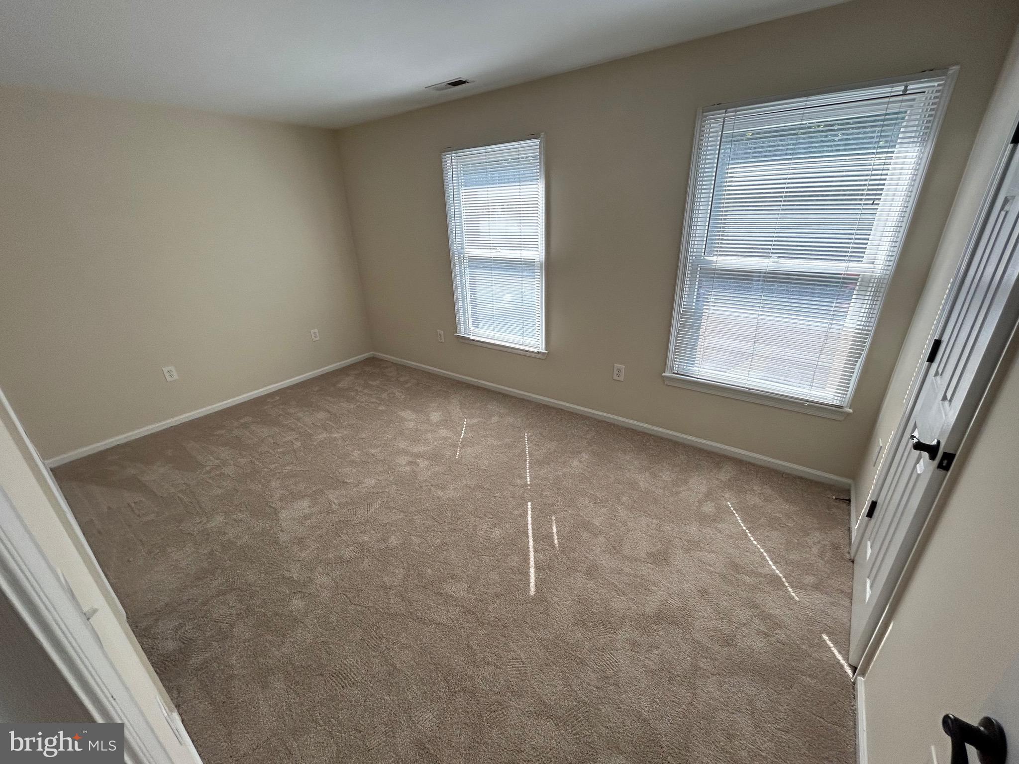 FEDERAL TOWERS - Residential Lease