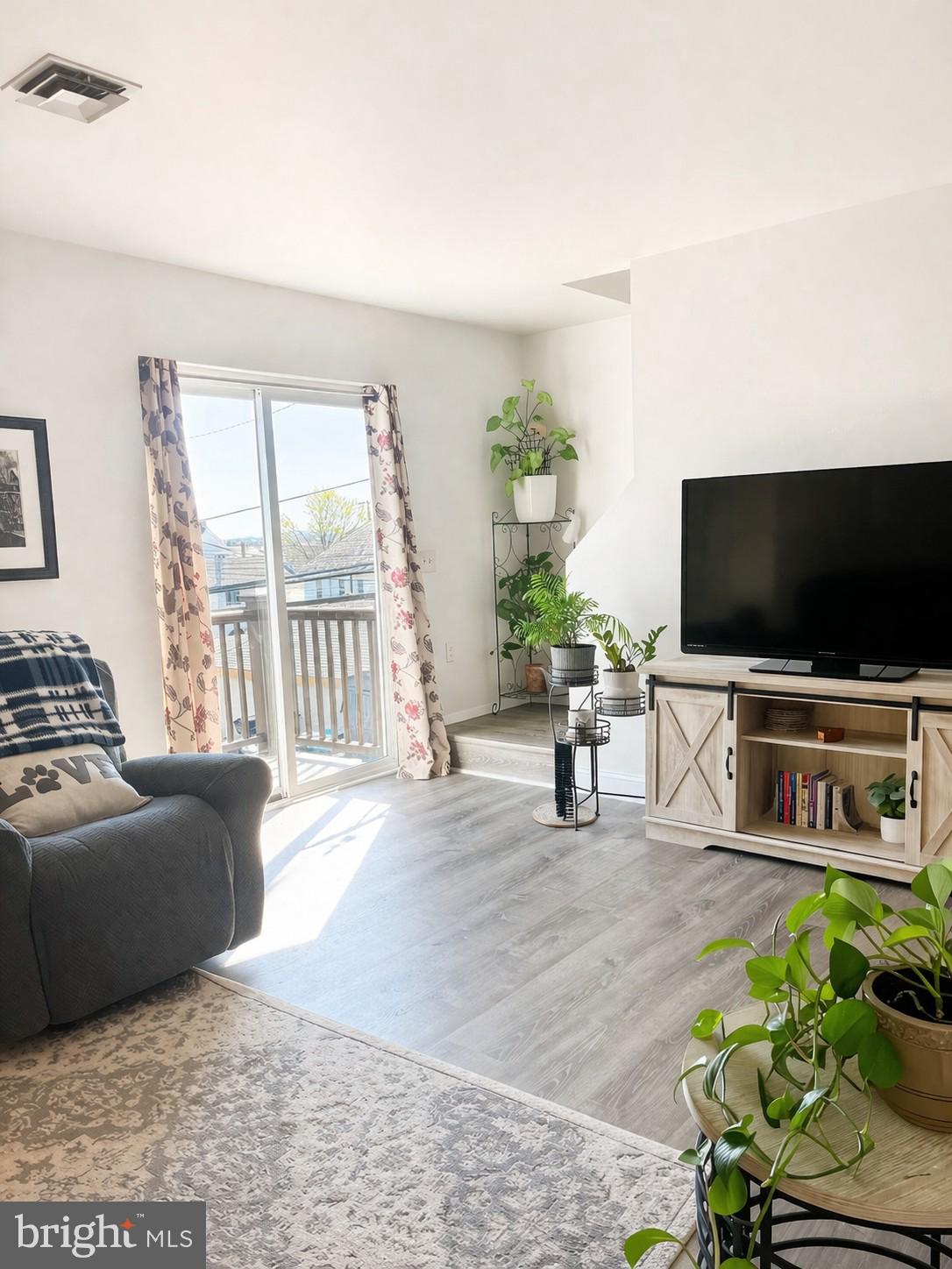 CHESTNUT RIDGE - Residential