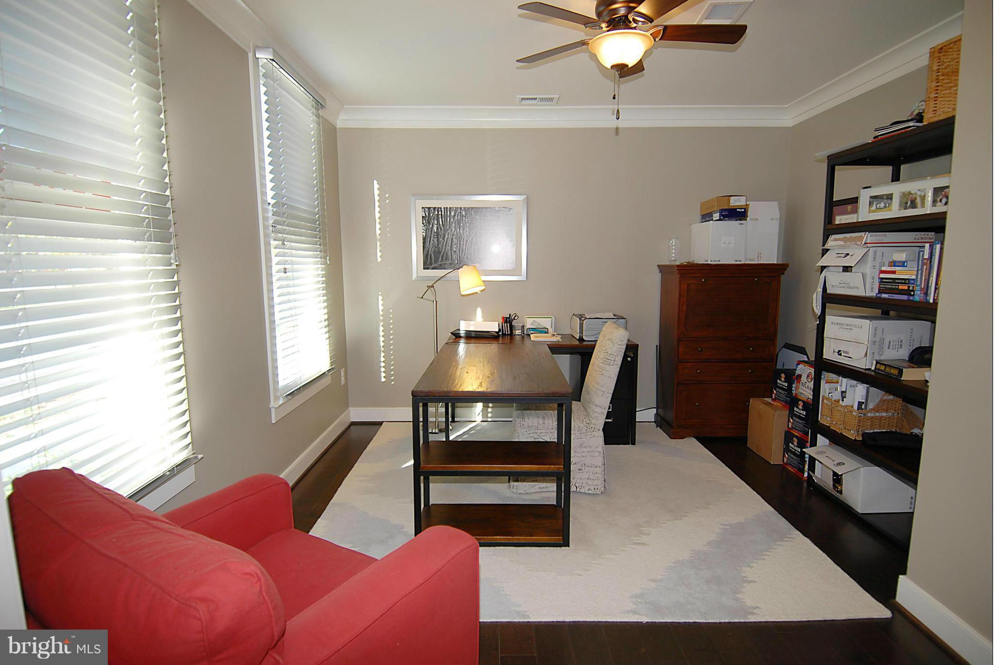 OLD TOWN COMMONS - Residential Lease