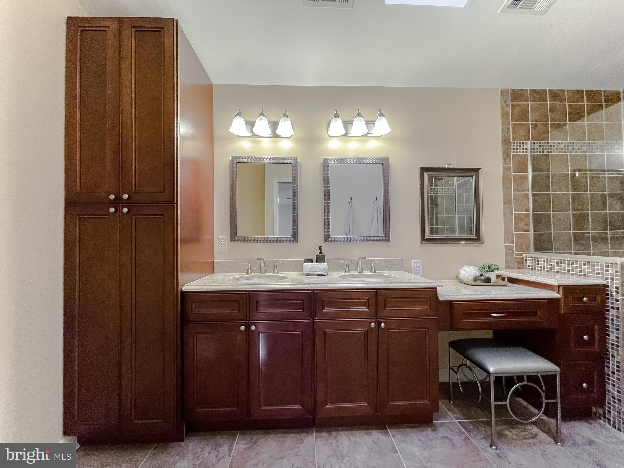 COX'S RUN - Residential