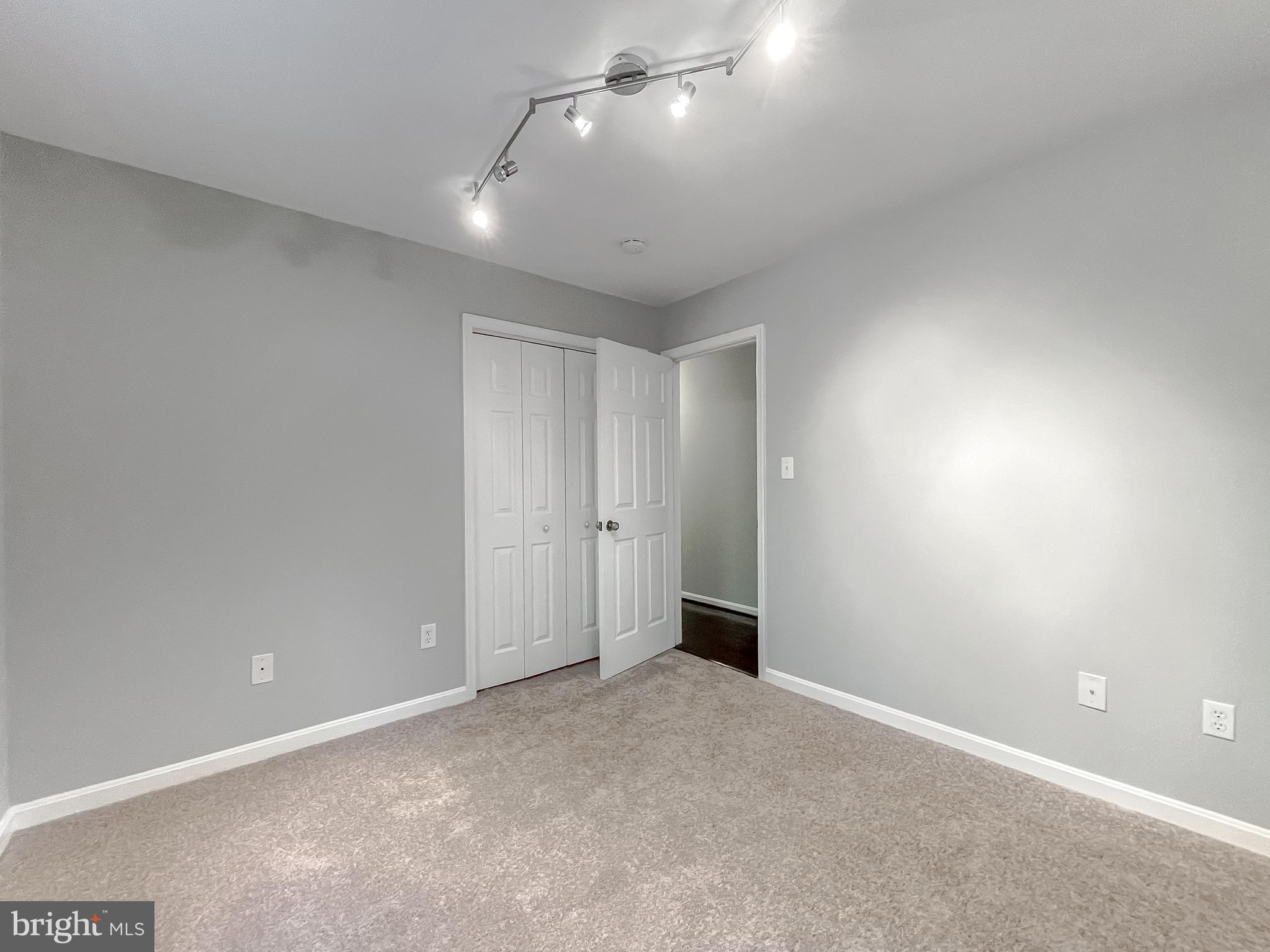 COX'S RUN - Residential