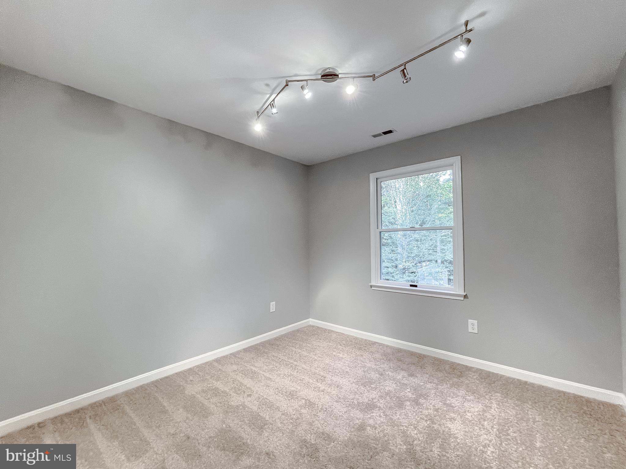 COX'S RUN - Residential