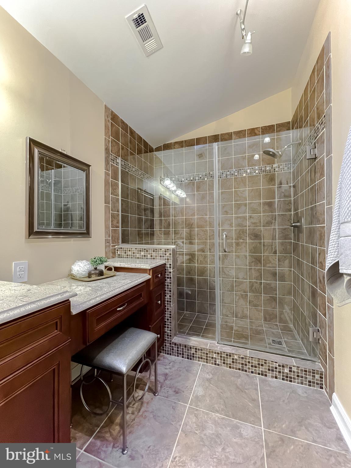 COX'S RUN - Residential