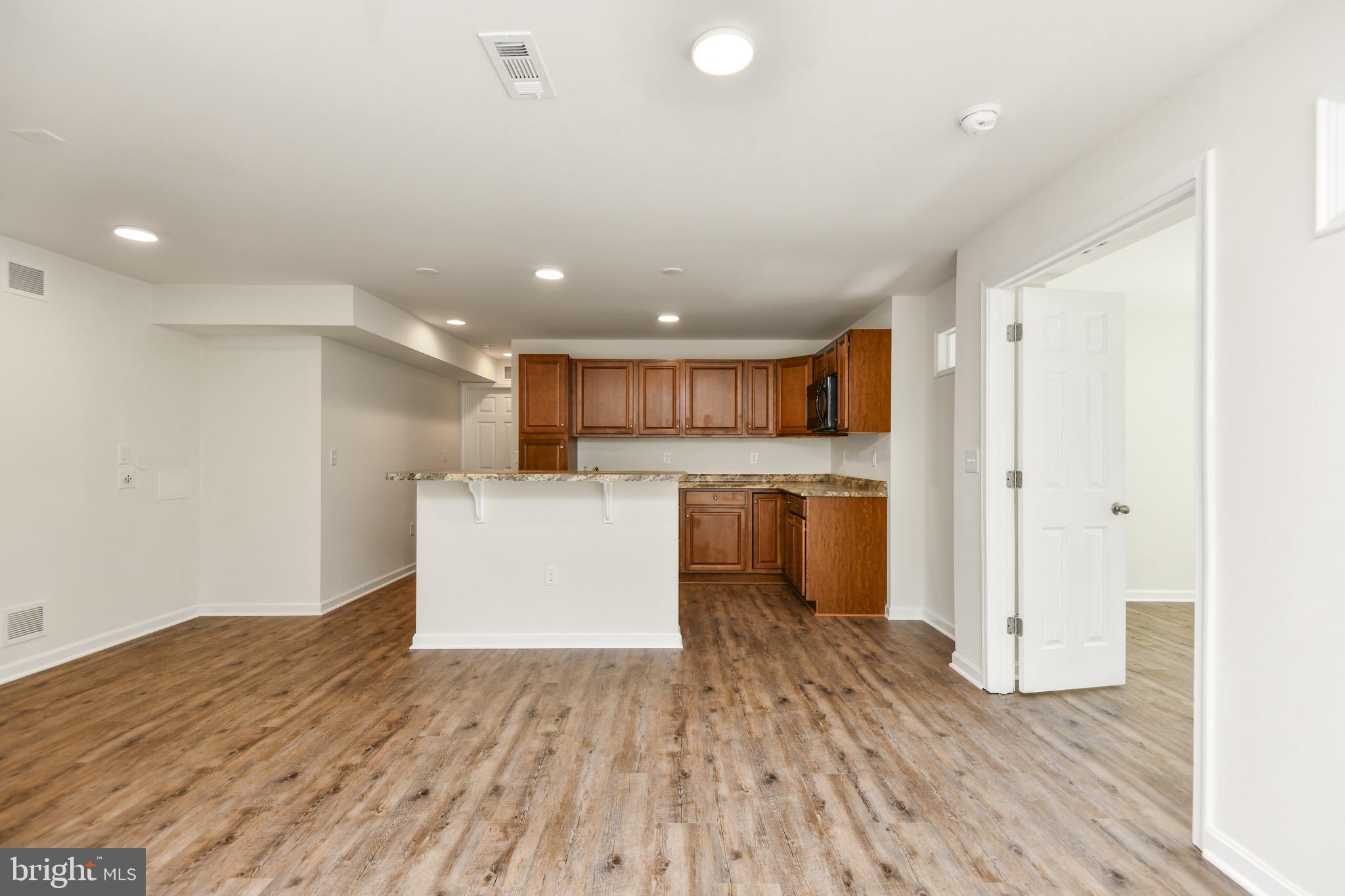 LEELAND STATION - Residential