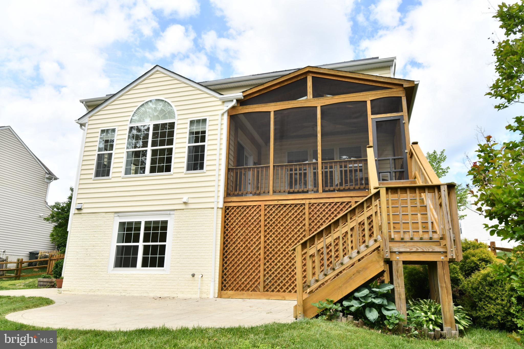 LEELAND STATION - Residential