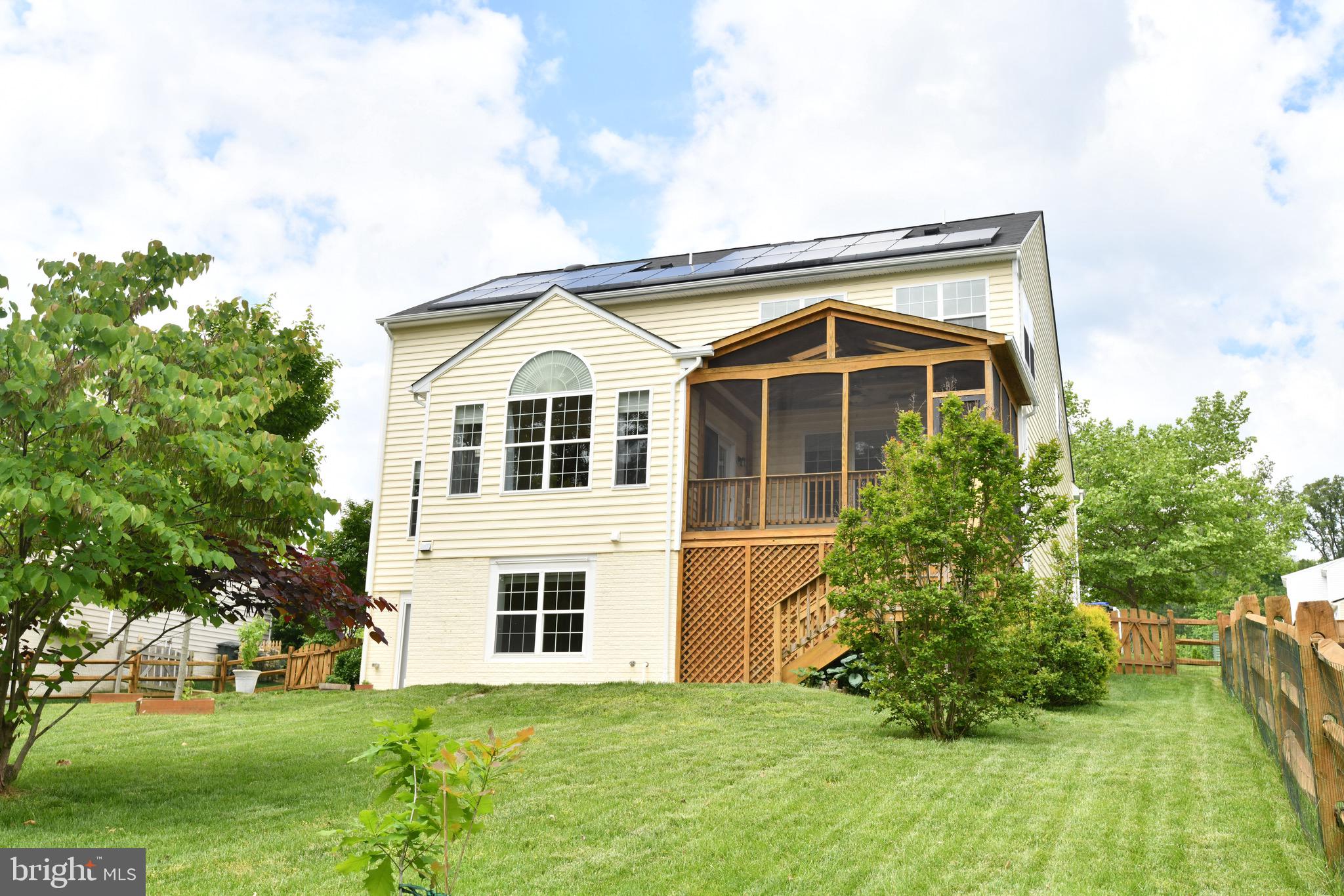 LEELAND STATION - Residential